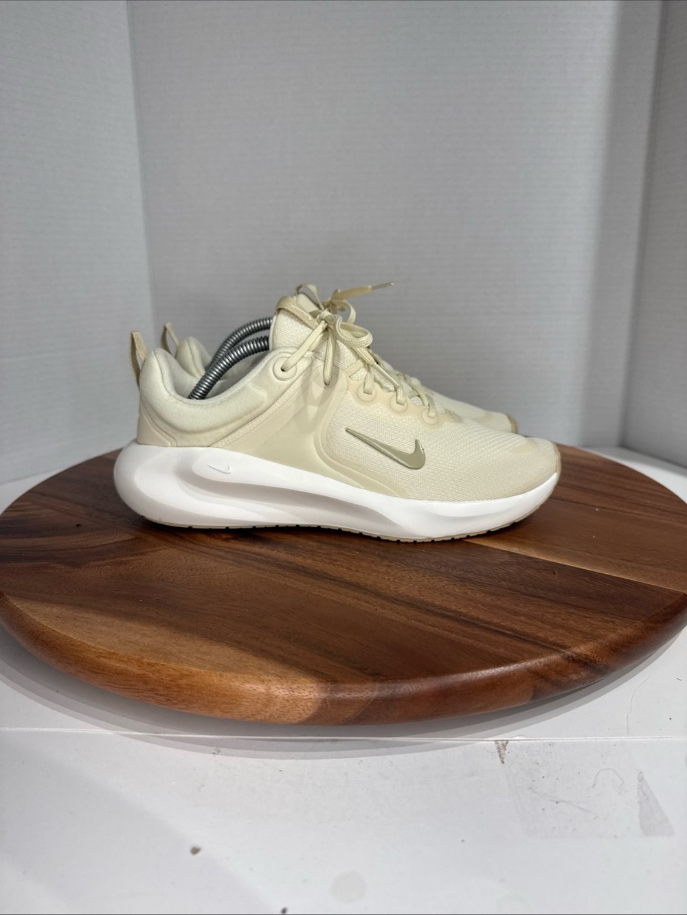 Nike In-Season TR 14 Coconut Milk HF1103-102 Women’s Size 8